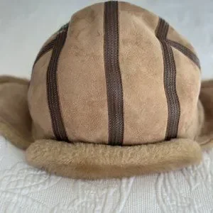 Vintage LOUIS VUITTON Shearling Winter Hat, Size: Small, 100% Agneau Lambskin Louis Vuitton | Accessories | Vintage Louis Vuitton  main image 2
